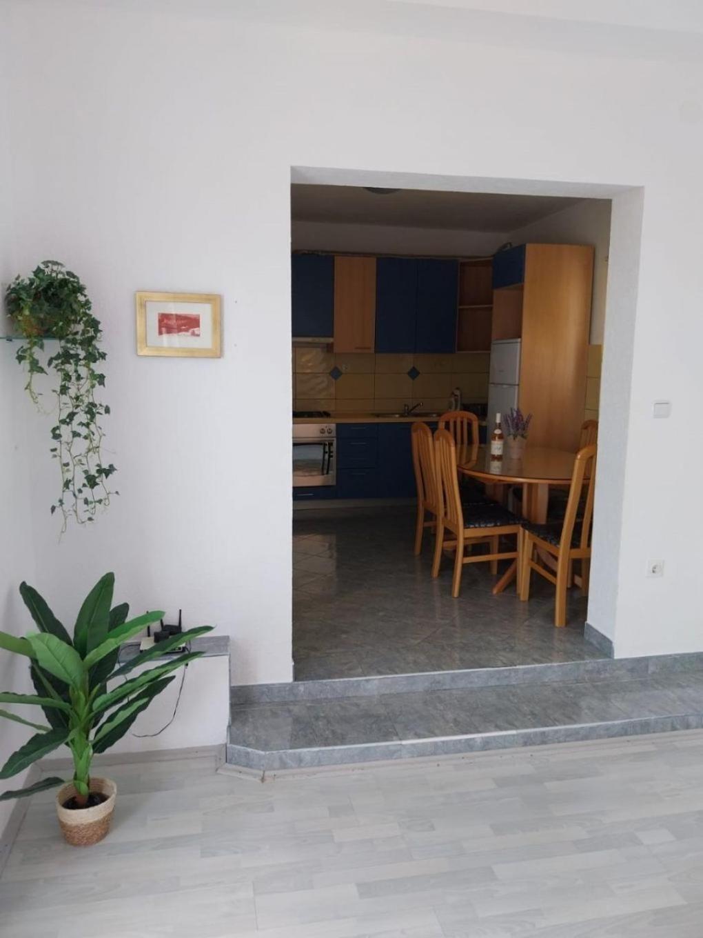 Apartments Josip 巴什卡沃达 外观 照片